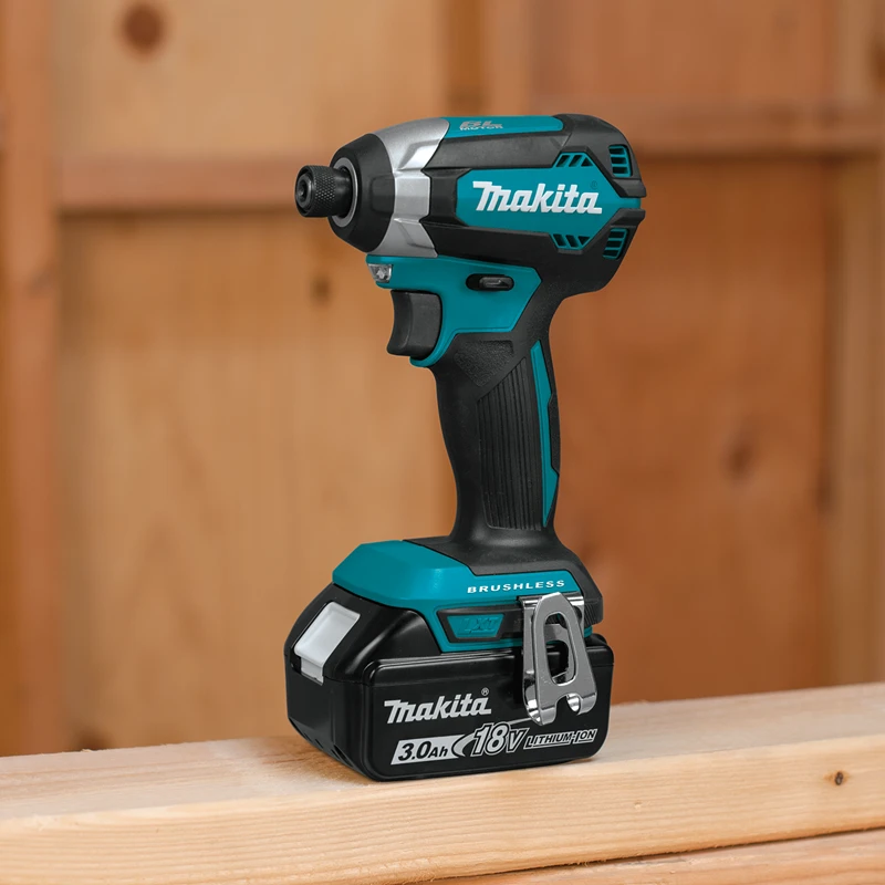 Makita XDT131 18V LXT Lithium-Ion Brushless Cordless Impact Driver Kit 7 Makita XDT131 18V LXT Lithium-Ion Brushless Cordless Impact Driver Kit - Image 5