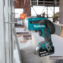 Makita XT255T 2-Tool Cordless Combo Kit -Tool Sale Store image 0721fb81 101a 4524 b553 c444dae6b560