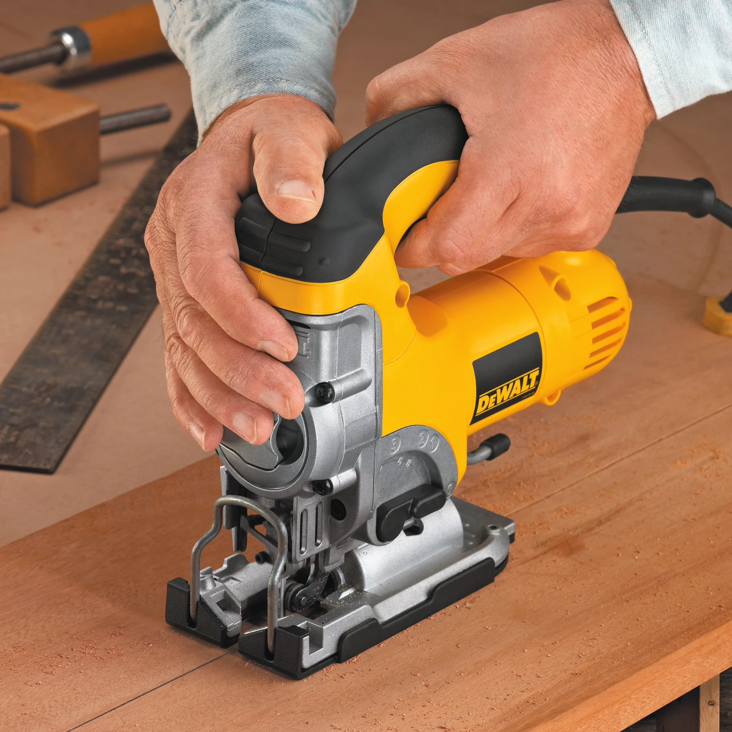 DeWalt DW331K Jig Saw Top Handle 5 DeWalt DW331K Jig Saw Top Handle - Image 3