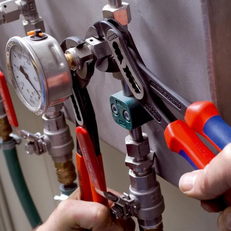 Knipex 8801300 Alligator 12" Water Pump Pliers 6 Knipex 8801300 Alligator 12" Water Pump Pliers - Image 4