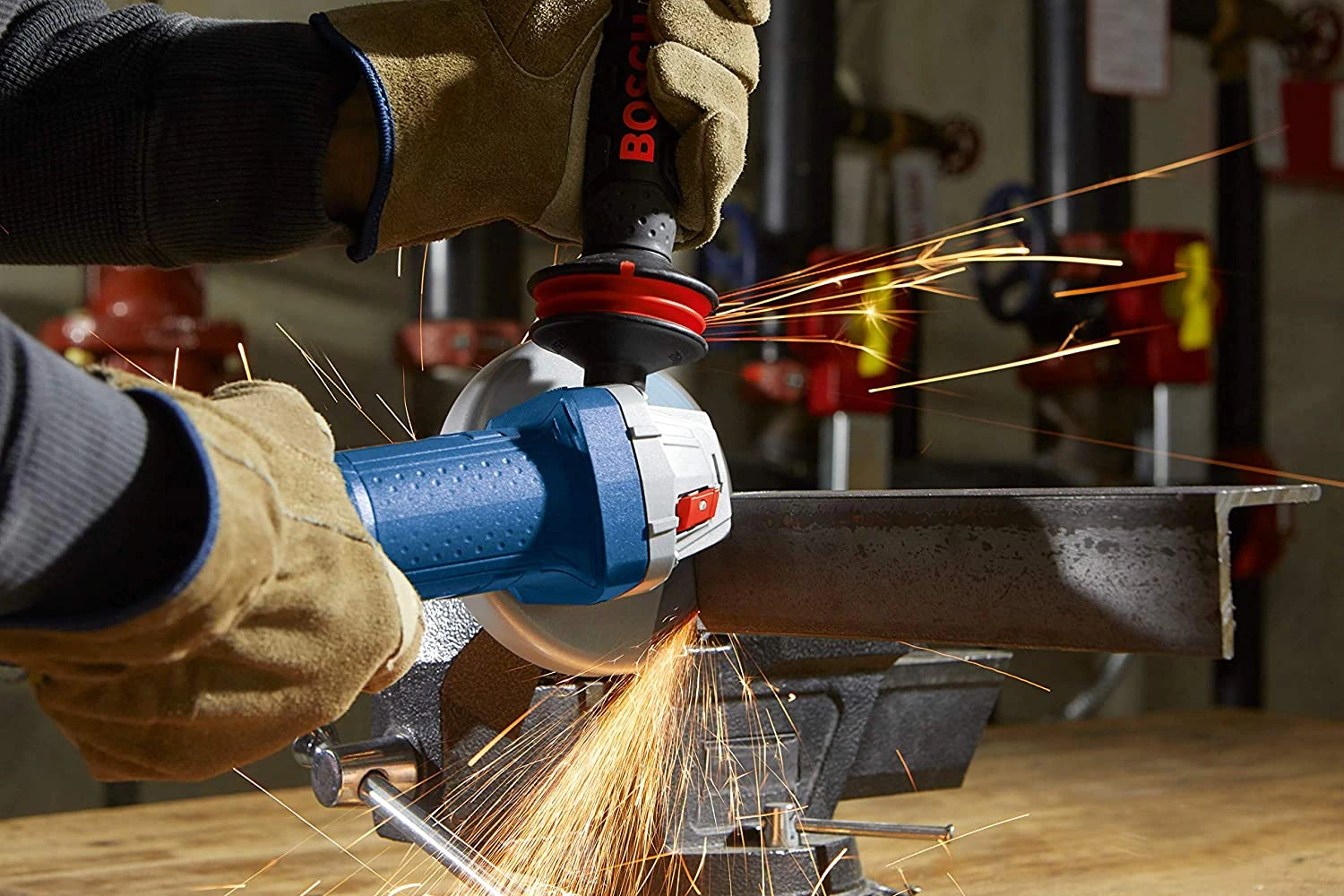 Bosch GWS10-45DE 4-1/2" Angle Grinder 5 Bosch GWS10-45DE 4-1/2" Angle Grinder - Image 3